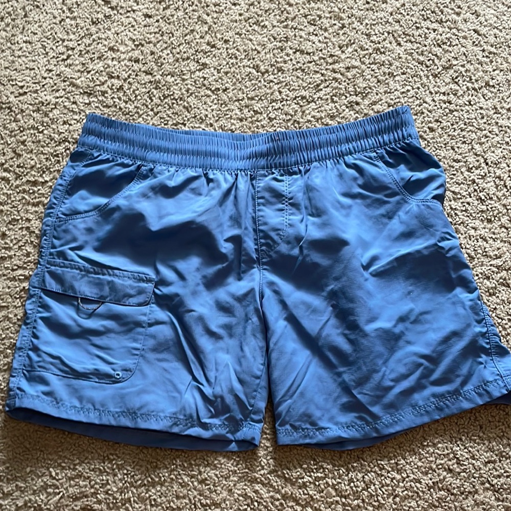 Columbia low rise hiking shorts size M